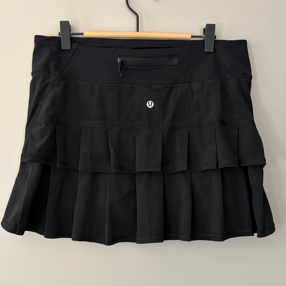 Lululemon Pace Setter Skirt Black Size 8 Tennis Pickleball Sporty Back‎ Pleats